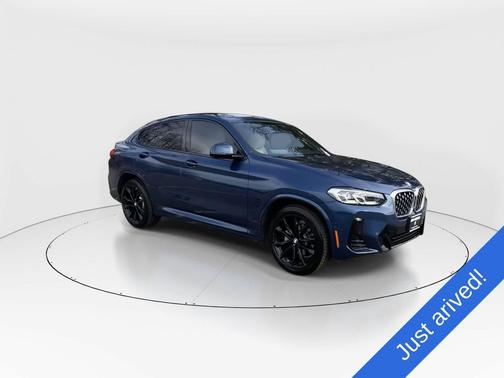 2022 BMW X4 xDrive30i