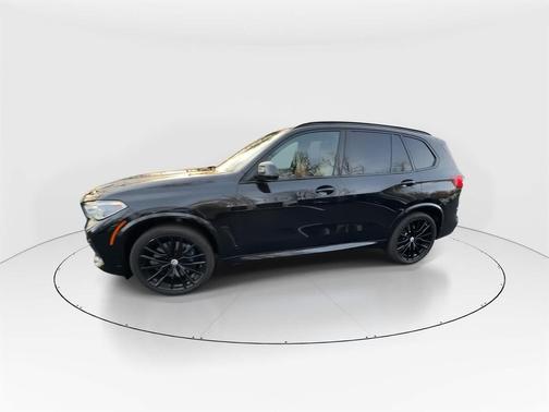 2023 BMW X5 M50i