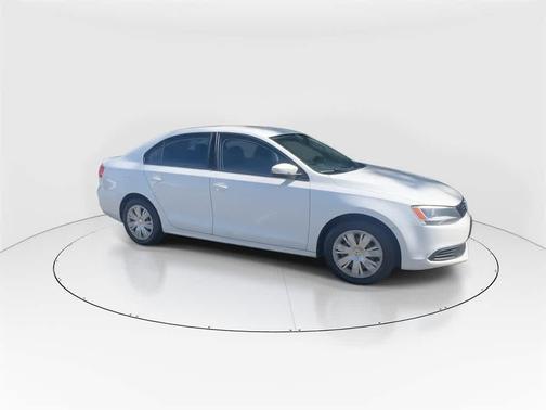 2014 Volkswagen Jetta Auto SE
