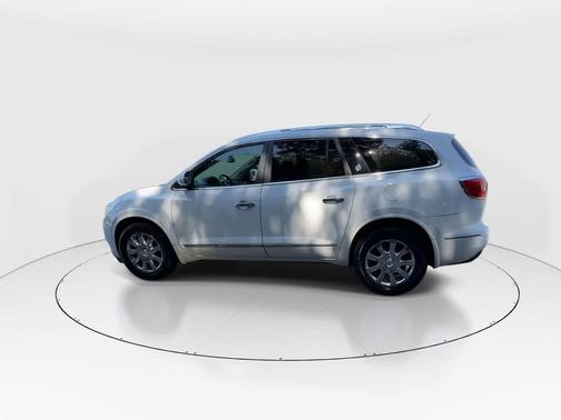 Summit White 2017 Buick Enclave Premium