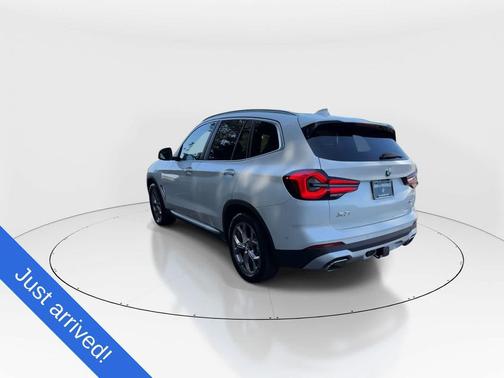 Mineral White Metallic 2024 BMW X3 xDrive30i