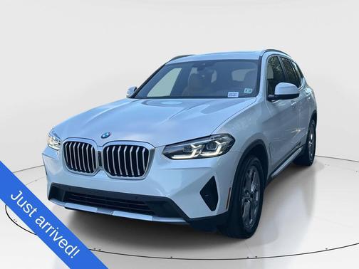 Mineral White Metallic 2024 BMW X3 xDrive30i