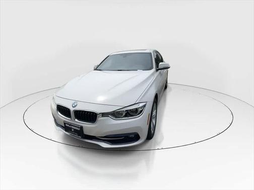 2018 BMW 330 xDrive