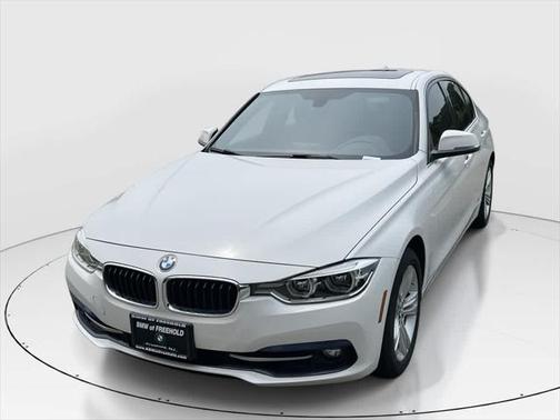 2018 BMW 330 xDrive