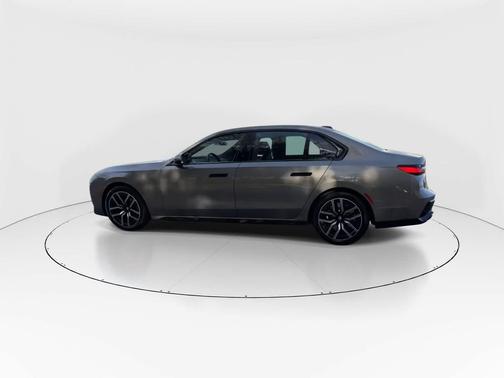 Oxide Grey Metallic 2025 BMW 760 xDrive