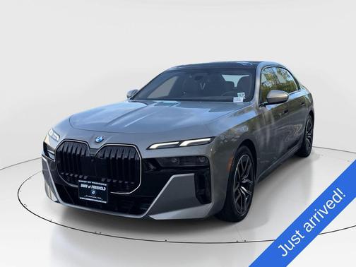 Oxide Grey Metallic 2025 BMW 760 xDrive
