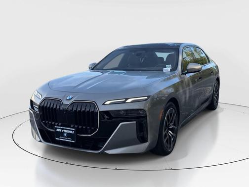 Oxide Grey Metallic 2025 BMW 760 xDrive