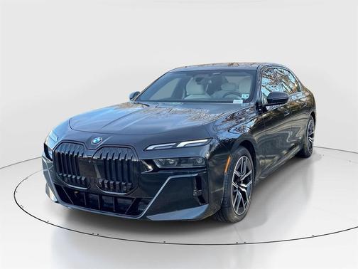 2023 BMW 760 i xDrive