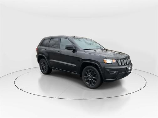 2017 Jeep Grand Cherokee Altitude