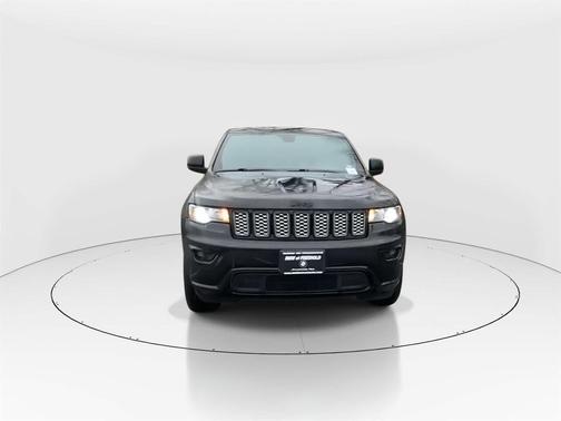 2017 Jeep Grand Cherokee Altitude