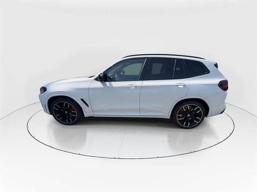 2023 BMW X3 M40i