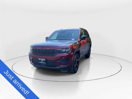 Velvet Red Pearlcoat 2024 Jeep Grand Cherokee Altitude