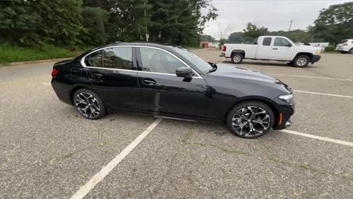 2025 BMW 330 i xDrive