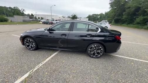 2025 BMW 330 i xDrive