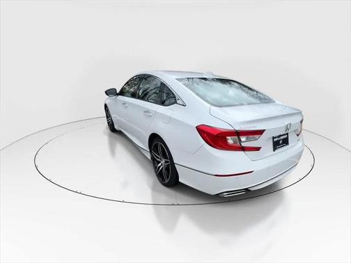2022 Honda Accord Touring 2.0T