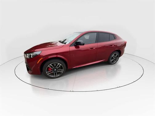 2025 BMW X2 xDrive28i