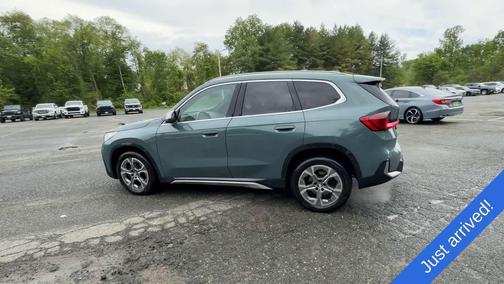 Cape York Green Metallic 2023 BMW X1 xDrive28i