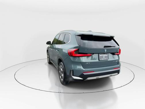 Cape York Green Metallic 2023 BMW X1 xDrive28i