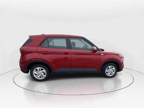 2023 Hyundai VENUE SE