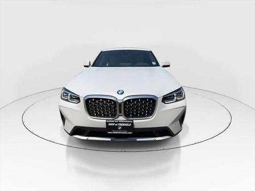 2022 BMW X4 xDrive30i