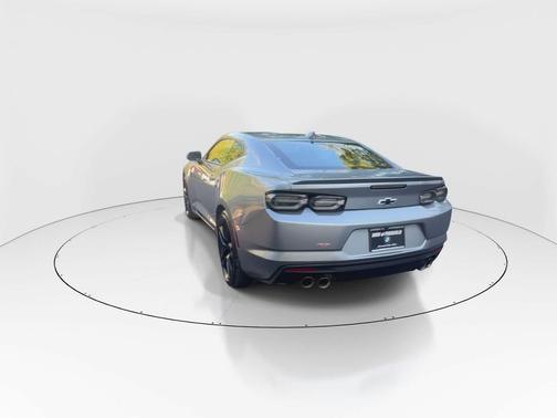 Sharkskin Metallic 2024 Chevrolet Camaro 1LT