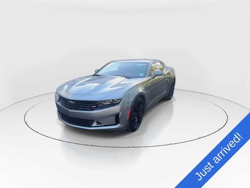 Sharkskin Metallic 2024 Chevrolet Camaro 1LT