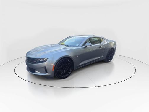 Sharkskin Metallic 2024 Chevrolet Camaro 1LT