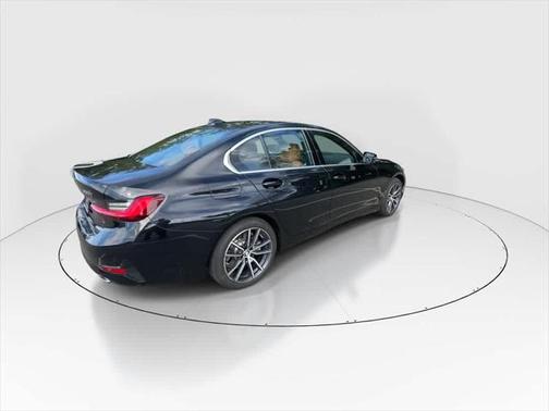 2022 BMW 330 xDrive