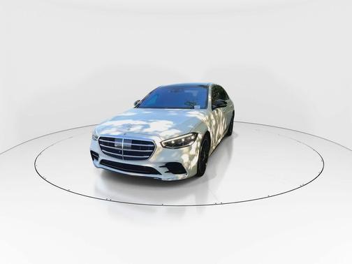 MANUFAKTUR exclusive cashmere white magno 2022 Mercedes-Benz S-Class 4MATIC