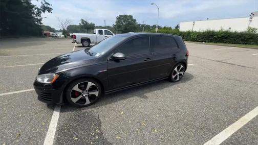 2015 Volkswagen Golf GTI 2.0T S 4-Door