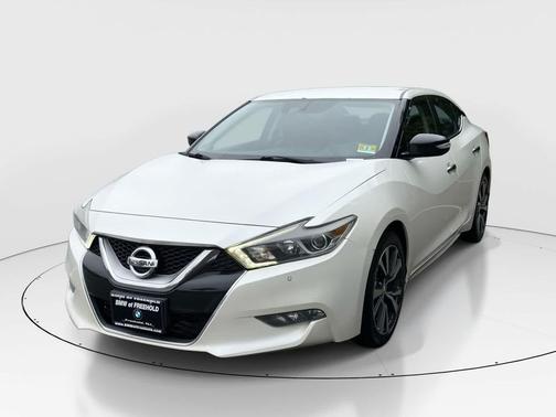 Pearl White 2017 Nissan Maxima 3.5 SV