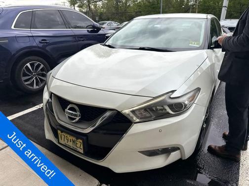 Pearl White 2017 Nissan Maxima 3.5 SV