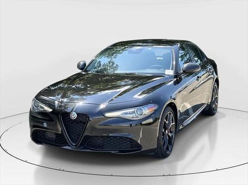 2020 Alfa Romeo Giulia Base