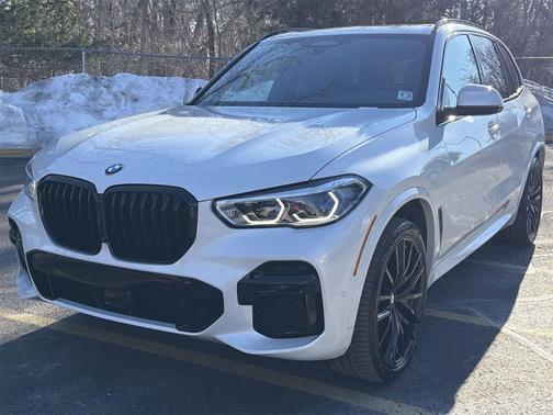 2023 BMW X5 M50i