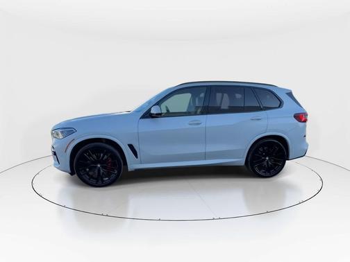 2023 BMW X5 M50i