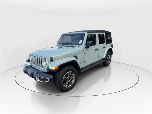 2023 Jeep Wrangler 4-Door Sahara 4x4