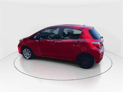 2013 Toyota Yaris L