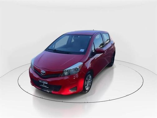 2013 Toyota Yaris L