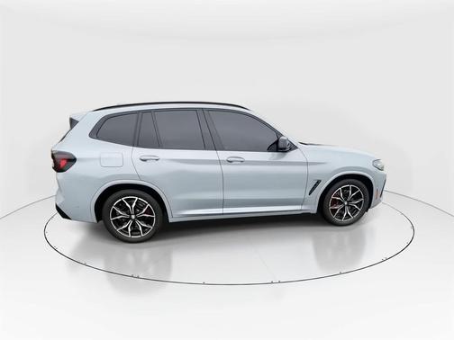 2023 BMW X3 M40i