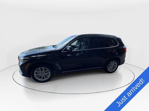 Black Sapphire Metallic 2023 BMW X5 xDrive40i