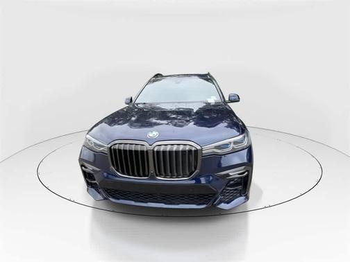 2021 BMW X7 M50i