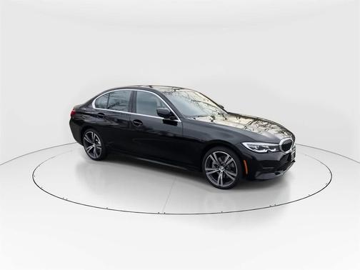 2022 BMW 330 xDrive