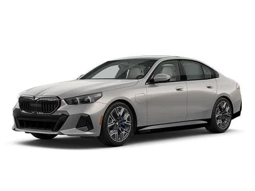 2026 BMW 550e xDrive