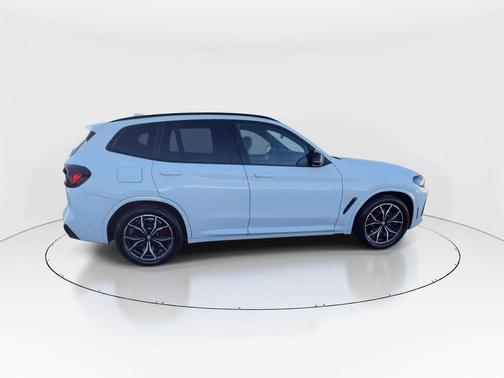 2023 BMW X3 M40i