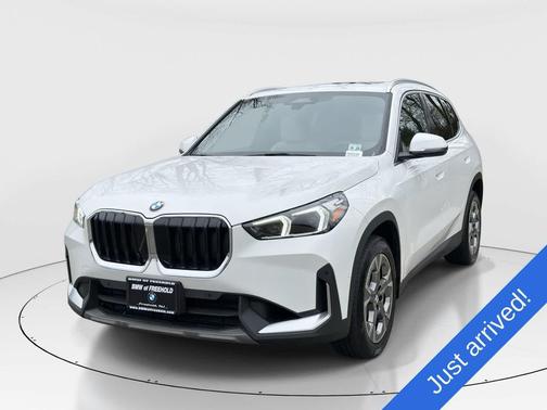 Alpine White 2023 BMW X1 xDrive28i