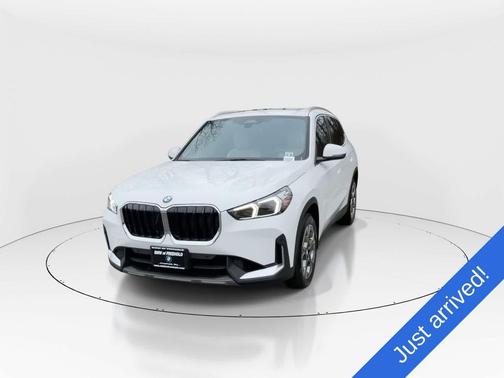 Alpine White 2023 BMW X1 xDrive28i