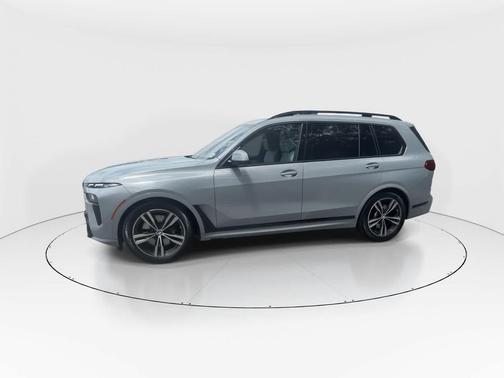 Brooklyn Grey Metallic 2024 BMW X7 xDrive40i