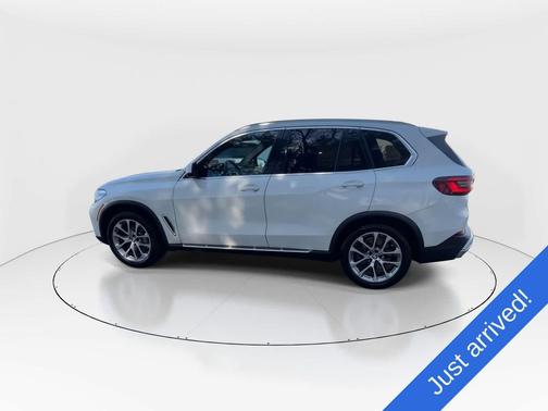 Alpine White 2021 BMW X5 xDrive40i
