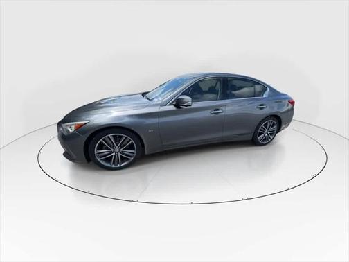 2015 INFINITI Q50 Premium