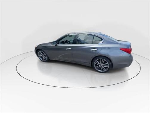 2015 INFINITI Q50 Premium
